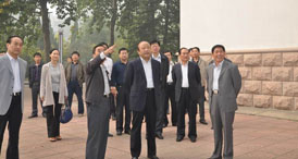 ��ί��ӛ�����˴�ί��(hu��)���Ώ���܊ҕ���R�ʼ����W(xu��)Ժ