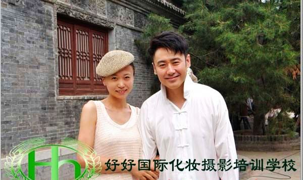 �úÇ��H���y�zӰ��Ӗ�WУУ�L�������պ����������պ�Ӱ����