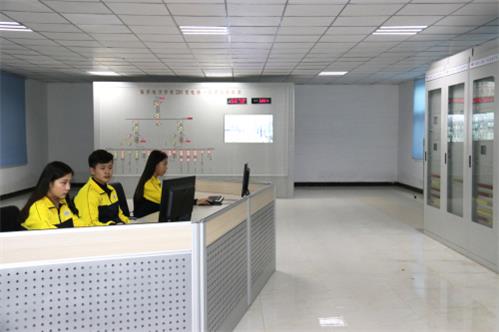 �R������WУ�W���ܫ@��ʲô���I(y��)�C����