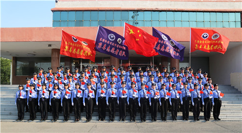 ɽ�|�|�I���˾���W(xu��)У300���W(xu��)������?x��n)|�I��6.26�����H�������������