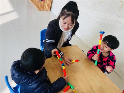 �H���м����W(xu��)Ժ���ֶ������ô�ӣ�