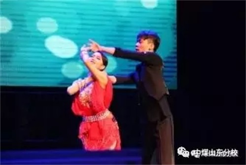 �Ї�ú�V�Ĺ��F(tu��n)ˇ�g(sh��)�W(xu��)�����H���й��I(y��)�W(xu��)У�������I(y��) 2019�������_ʼ����