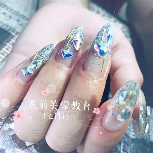 德州飛剪美容美發(fā)學校2019年招生簡章 德州飛剪美容美發(fā)學校2019年招生簡章