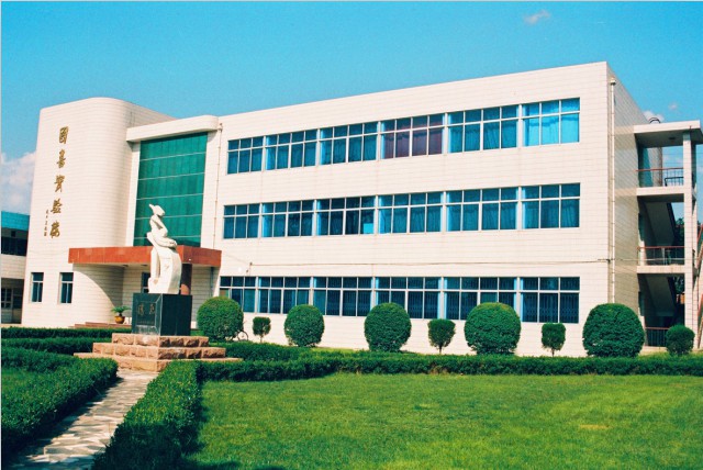 ɽ�|ұ�𼼎��WԺ܊У�̌WԺ��܊�»������ČWУ����