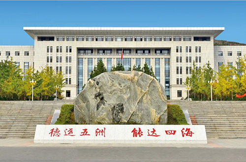 ɽ�|�W(xu��)��܇�����ļҌW(xu��)У����