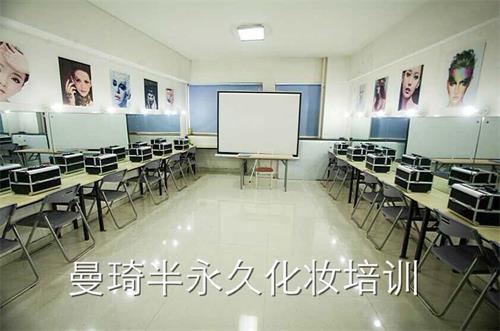 �Ͳ��������y������Ӗ(x��n)�W(xu��)У�ò��ã�