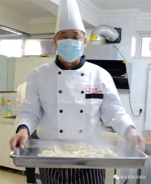 ���������ӡ������z��ꐼt��У�L��������ʿһ�О���^(q��)һ�������ˆT��ȥ�������ˮ���