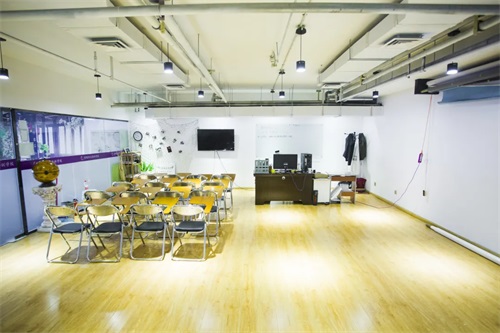 �Ͼ����I(y��)�����WУ�_�O����Щ�����n�̰���