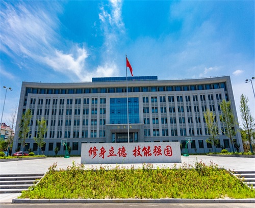 �H�����A�Ƽ��е��I(y��)�W(xu��)У����Щ���B(y��ng)ģʽ��